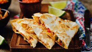 quesadillas chicken and cheese