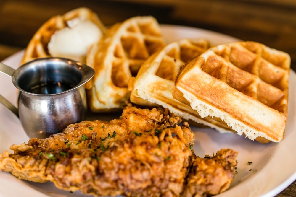 keto friendly chicken and waffles