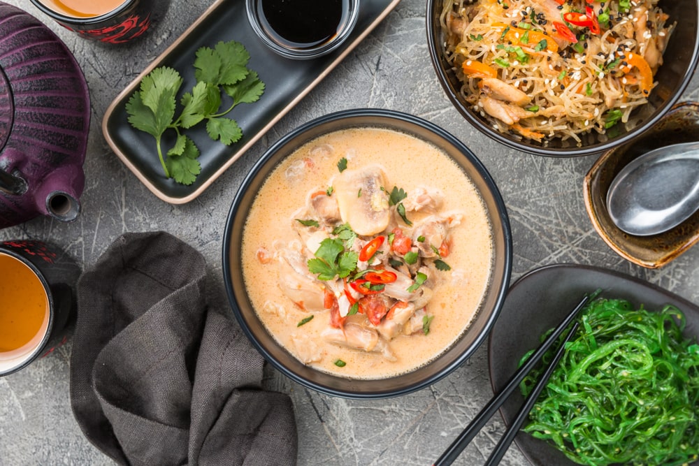 keto thai coconut curry chicken soup