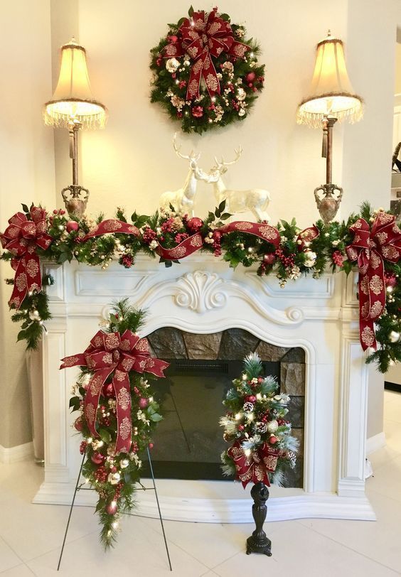 farmhouse style Christmas garland with fresh greenery, pinecones, and rustic ornaments