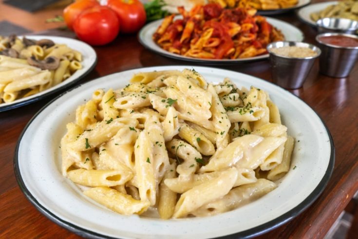 slow cooker cajun chicken alfredo