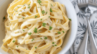easy Instant Pot Fettuccine Alfredo
